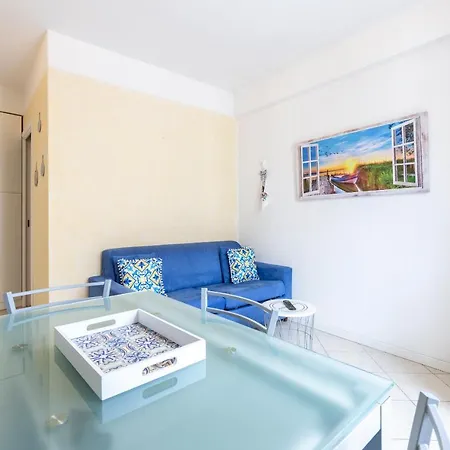 Apartment Holiday Senigallia Апартаменты *